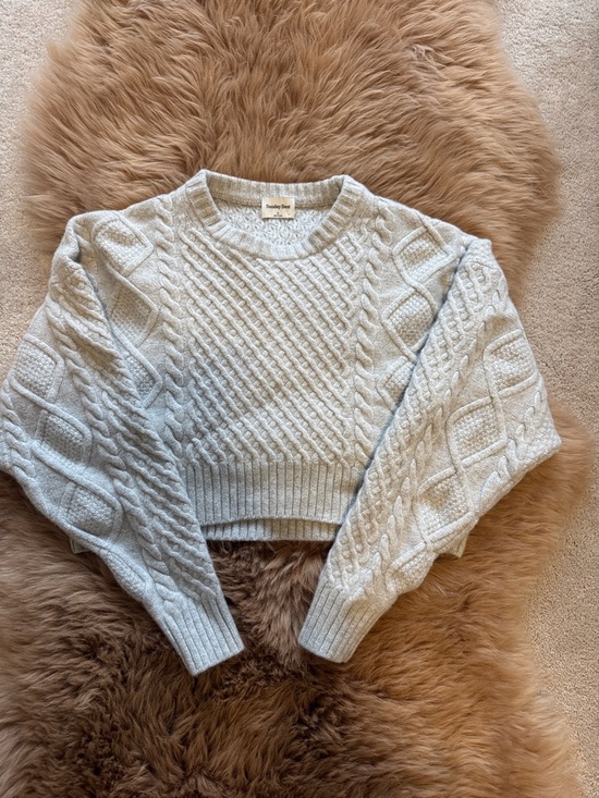 Sunday Best Sweaters - Sunday Best Light Gray Cable-Knit Cropped Crewneck Sweater